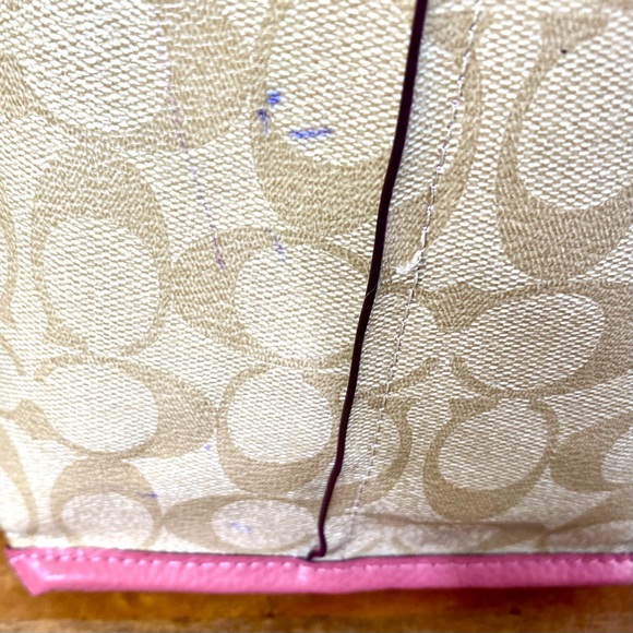 SOLD Coach Town Tote Pink Rose & Beige Signature Bag Purse F76637 - Picture 15 of 16